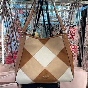 Kate Spade Leila Medium Triple Compartment Shoulder Bag
Patchwork Suede Warm Gin